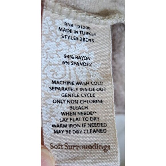 Soft Surroundings L Beige V-Neck Long Sleeve Rayon Curved Hem Tunic - Picture 6 of 6